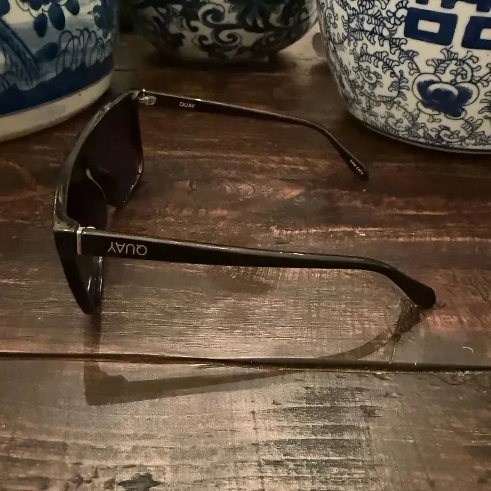 Quay Nightfall Sunglasses⭐️